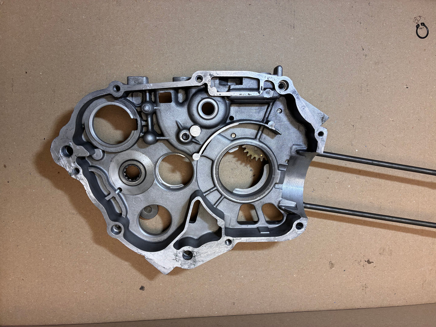 Carter droit moteur 150 type klx