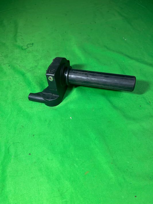 POIGNEE DE GAZ YCF AVEC REGLAGE (VIS DE BRIDAGE) pour dirt bike et pit bike