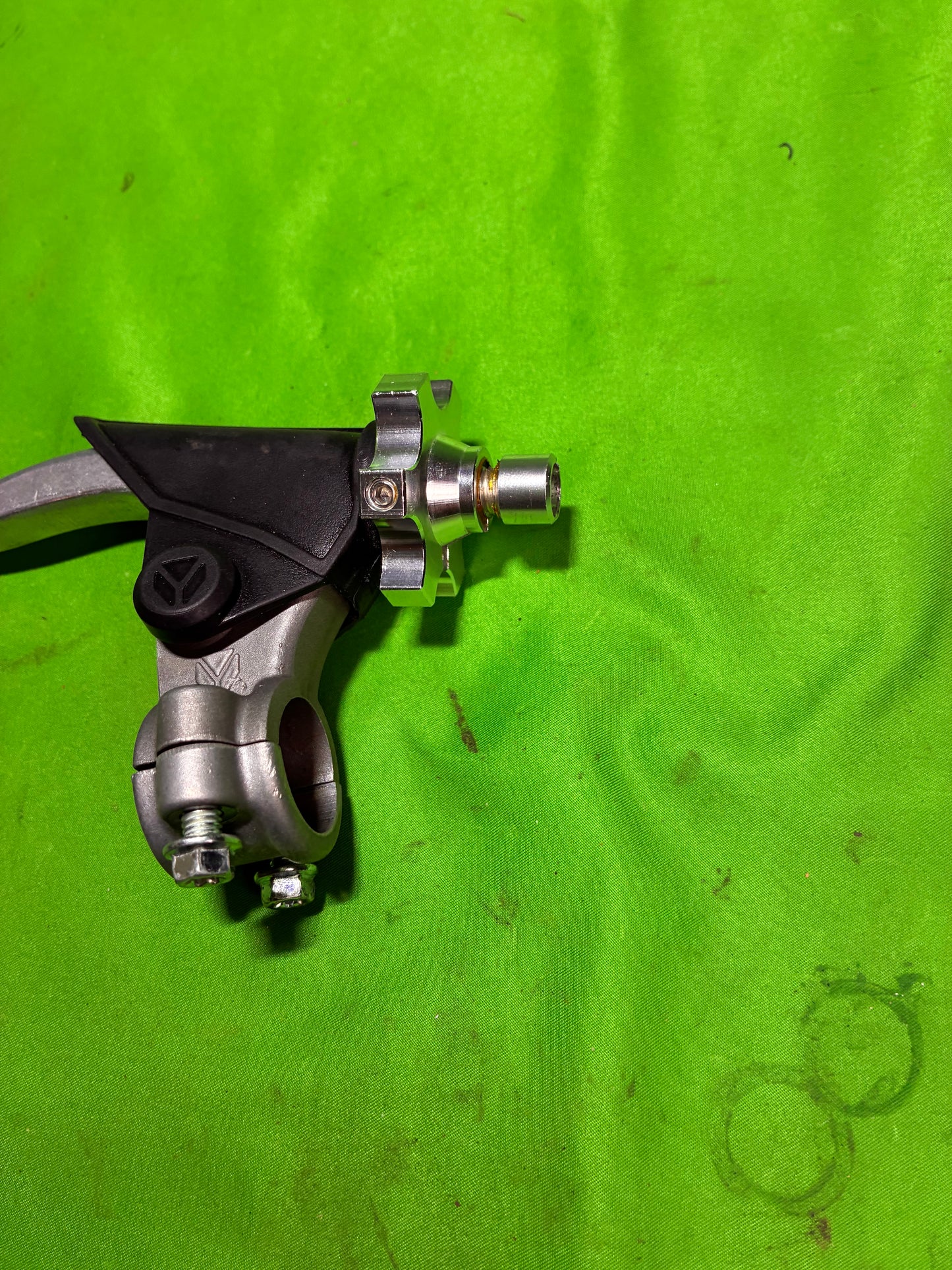 Levier d’embrayage Ycf