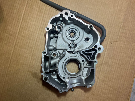 Carter moteur gauche 149 yx