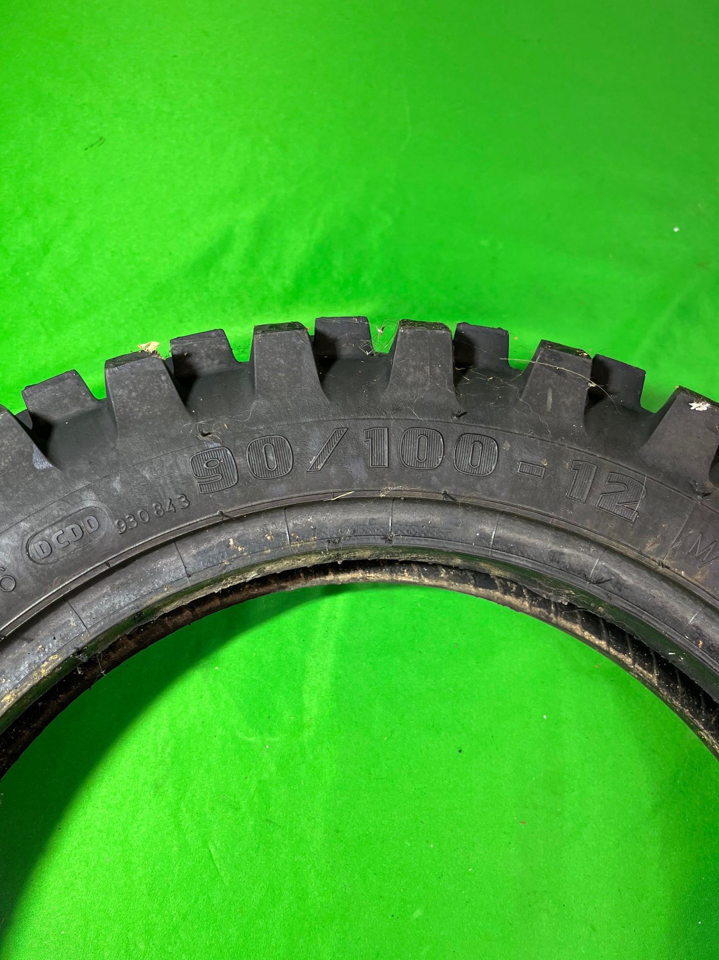 Pneu 90/100/12 Mitas