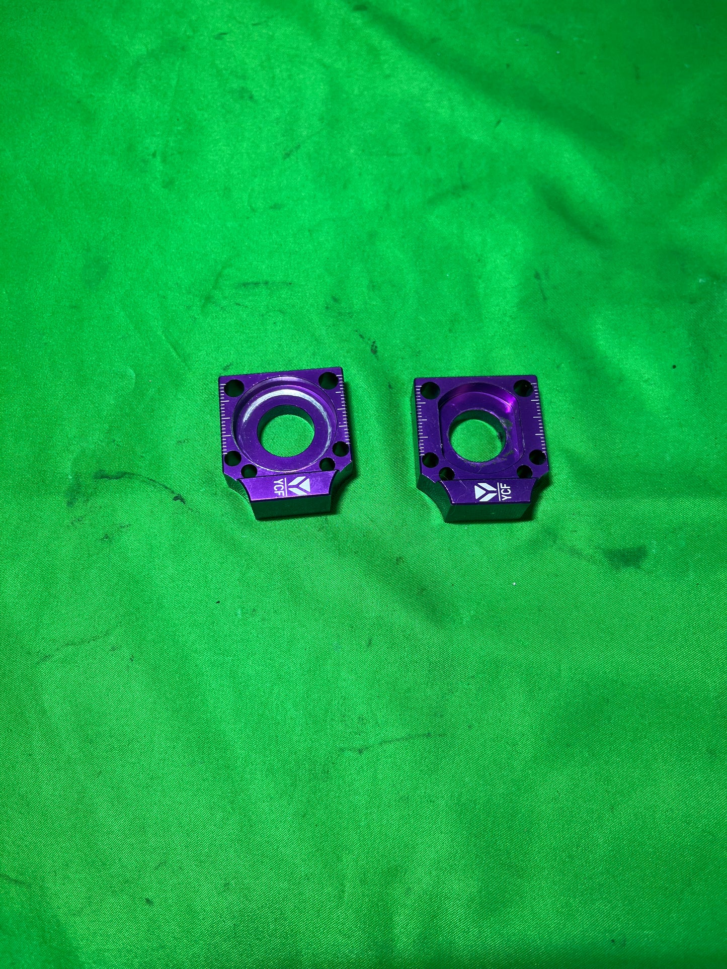 Tendeur de chaîne ycf violet