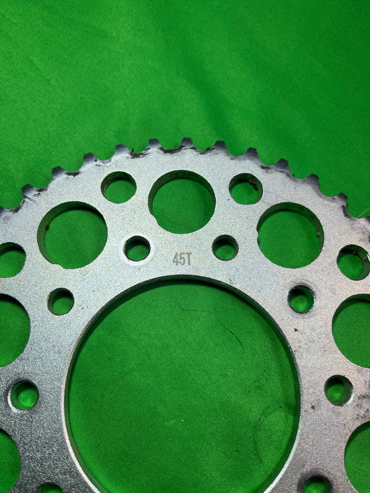 Couronne t45 chaîne 420