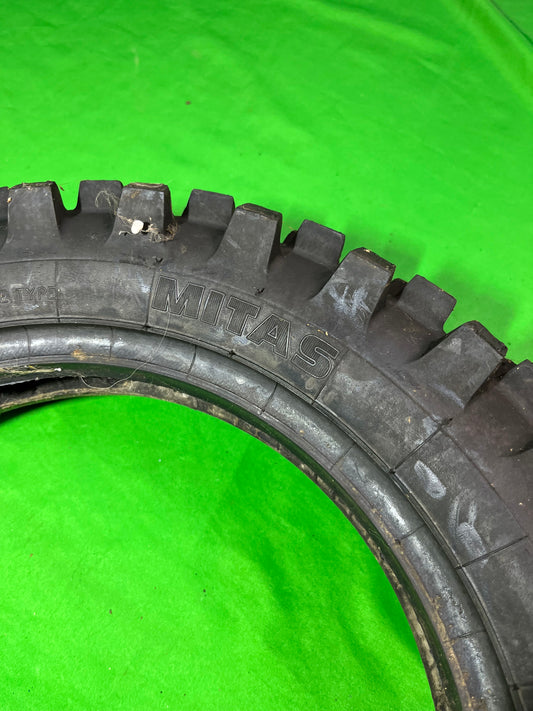 Pneu 90/100/12 Mitas