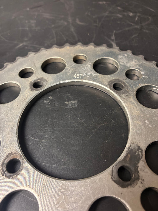 Couronne Ycf 45 dents