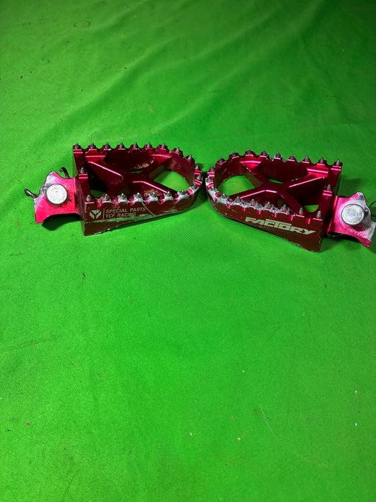 Repose pieds Ycf factory