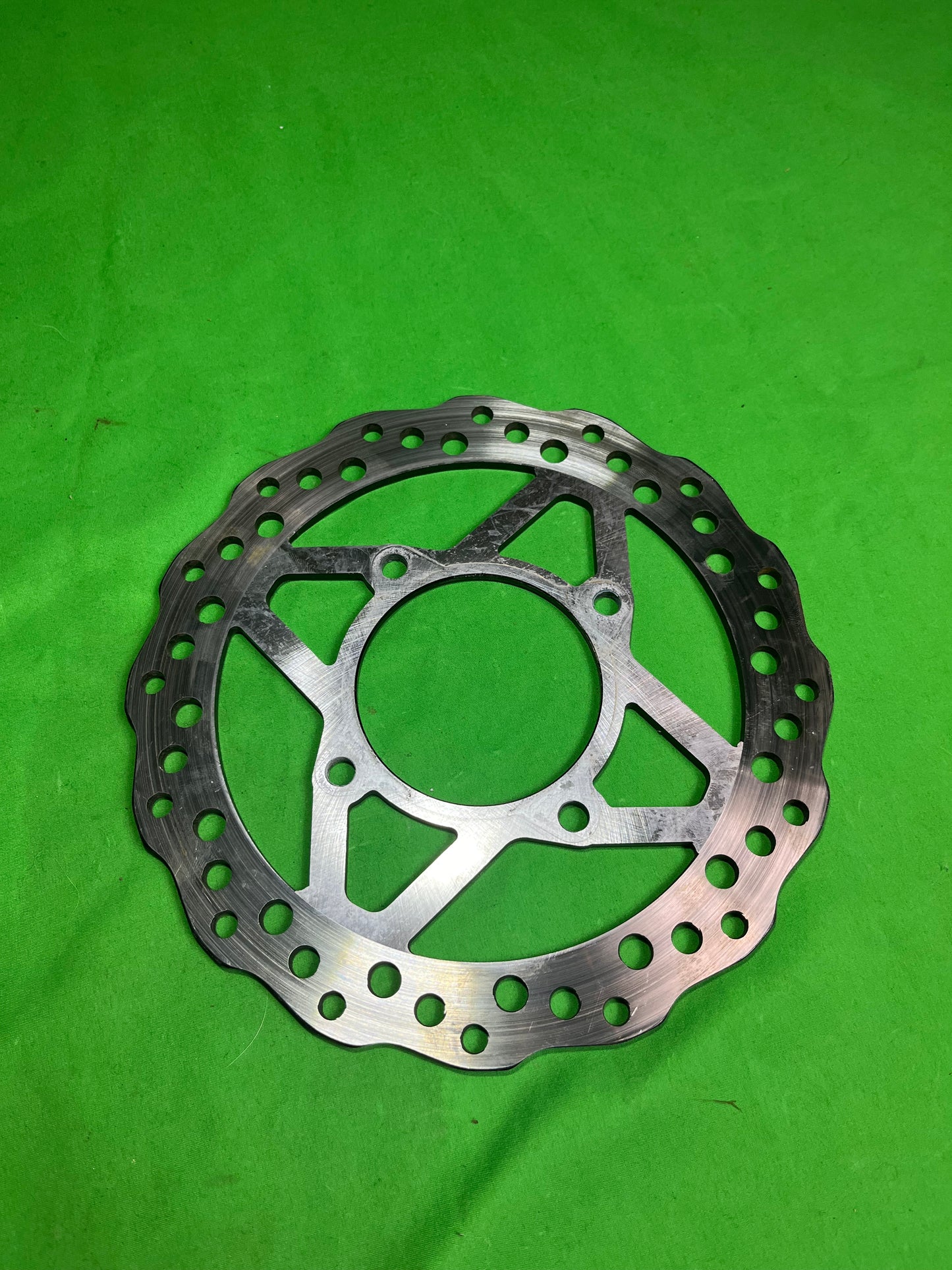 Disque de frein Ycf 220mm