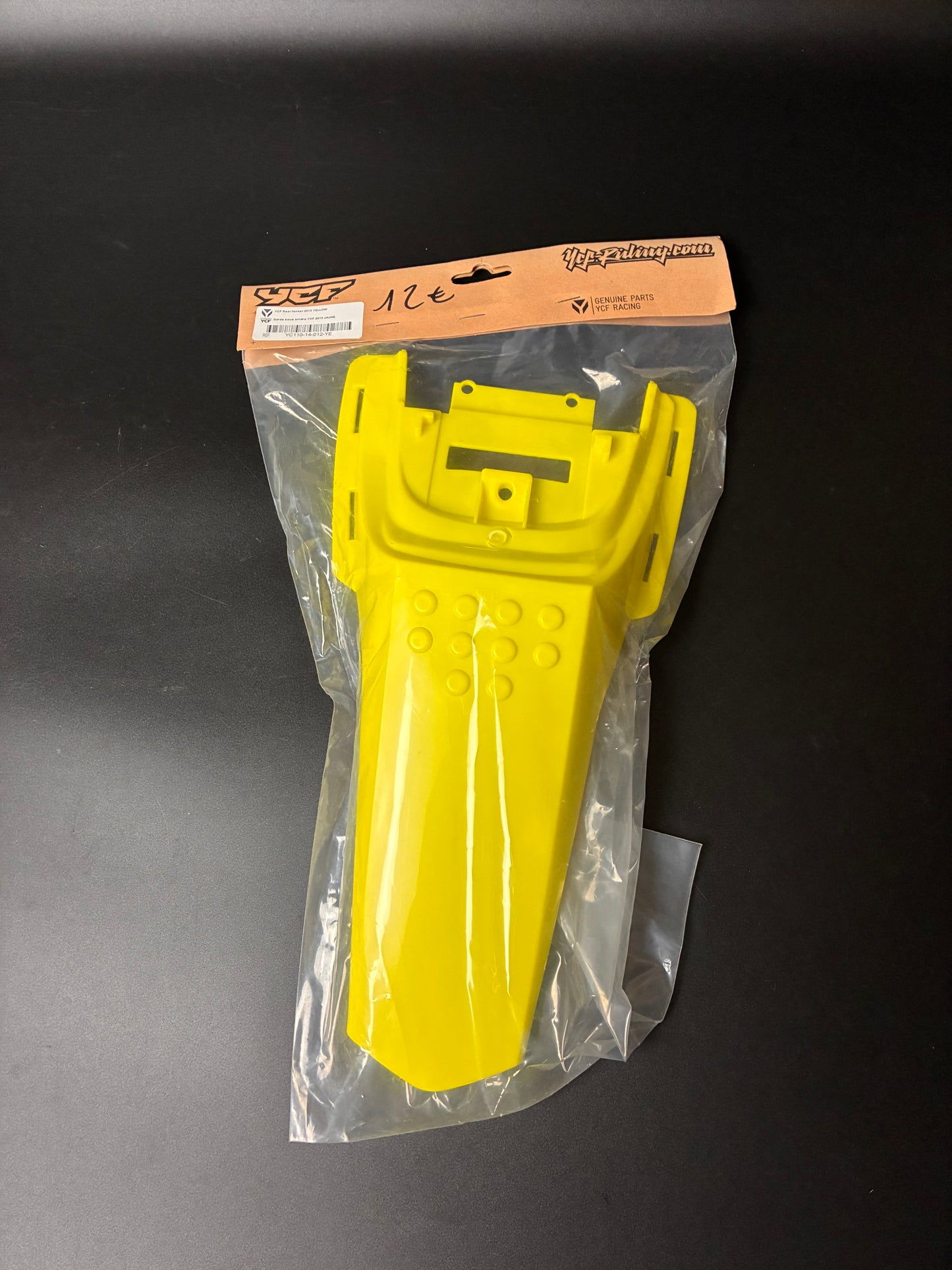 Kit plastique Ycf  start-lite-pilot/sp ancien modèle (neuf)