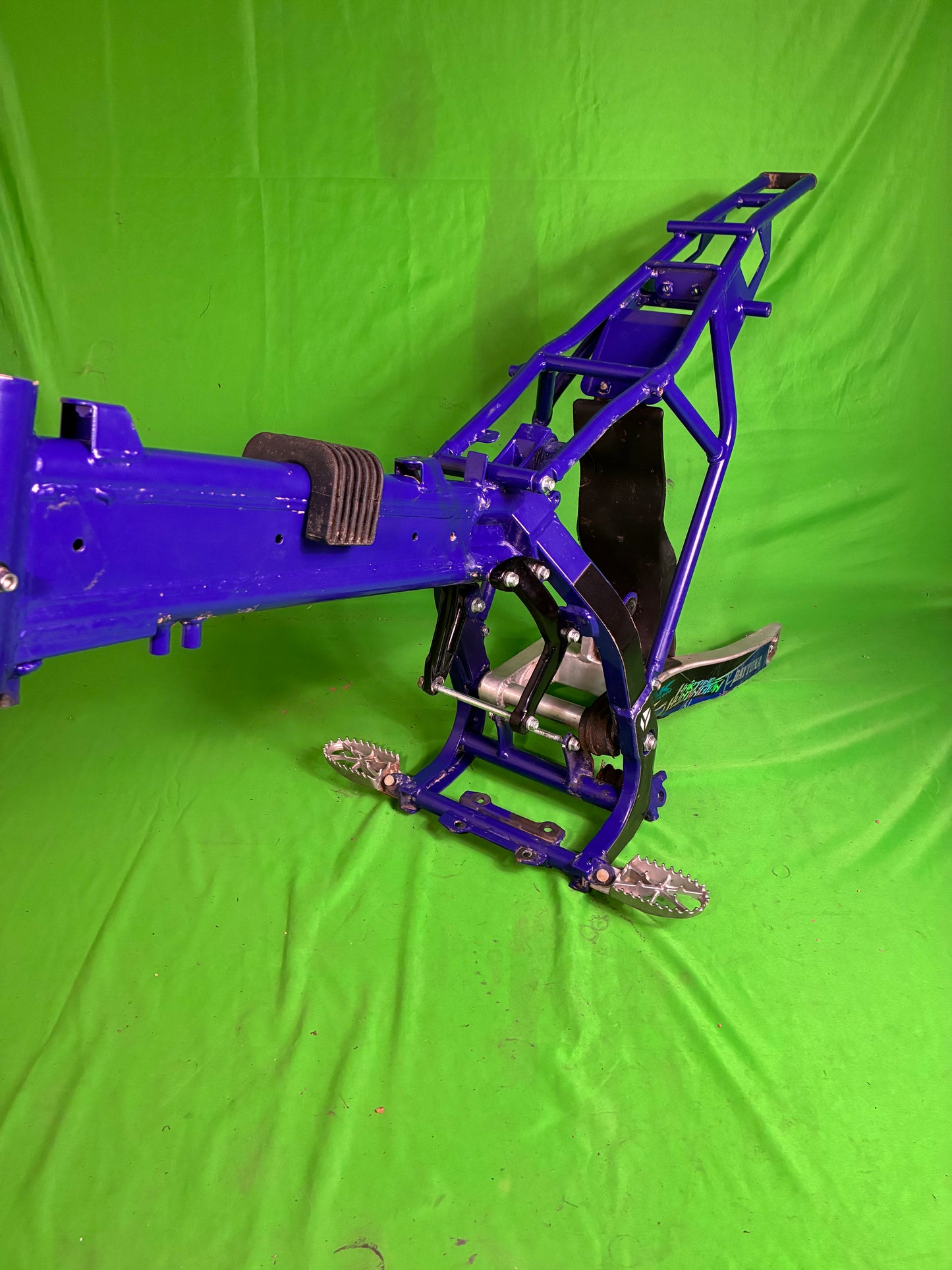 Cadre Ycf Bigy factory