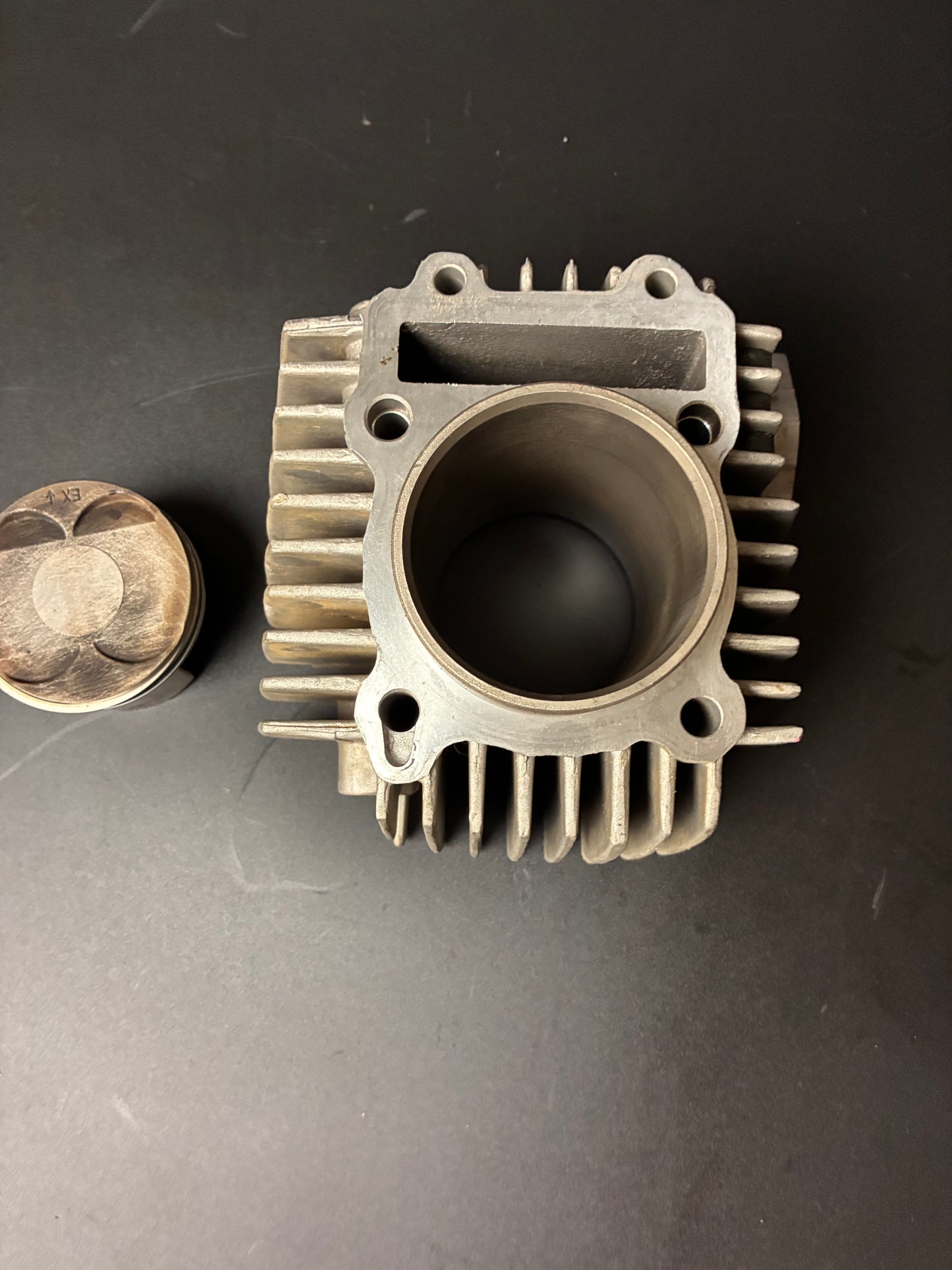 Cylindre piston daytona