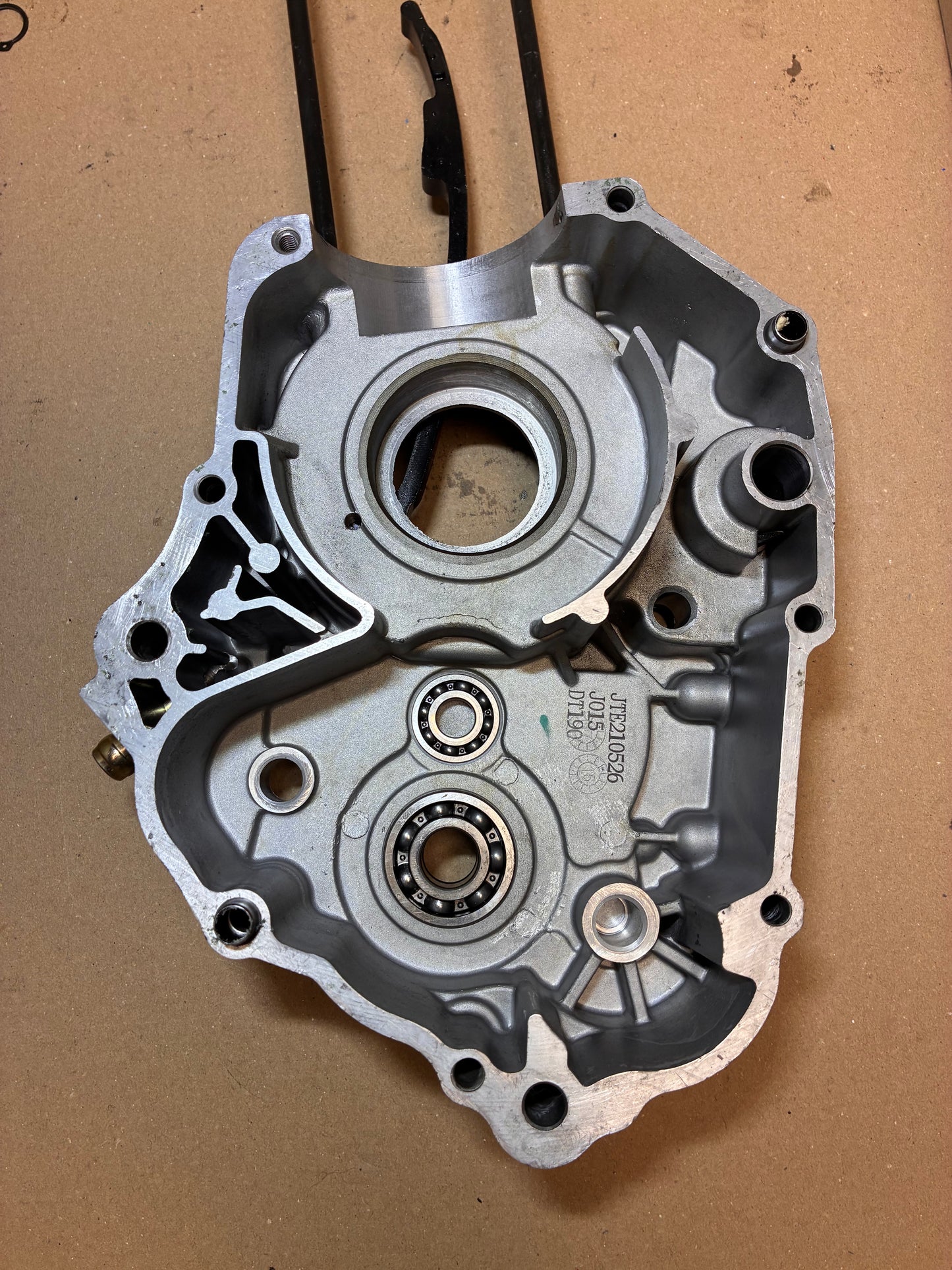 Carter gauche Ycf type klx