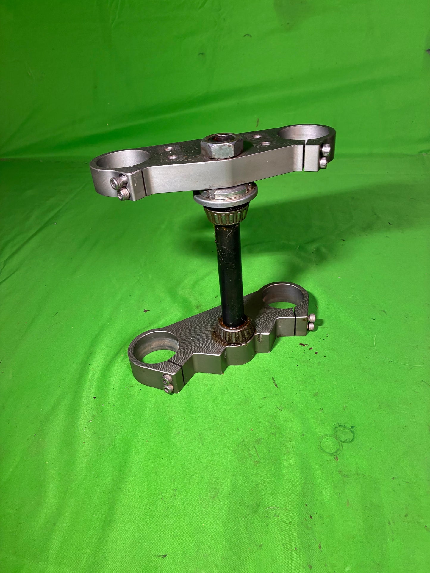 Tes de fourche Ycf
