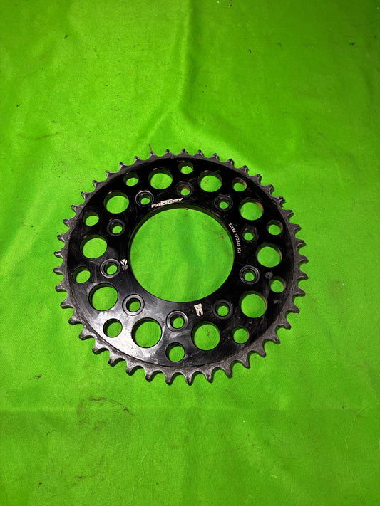 Couronne Ycf factory
