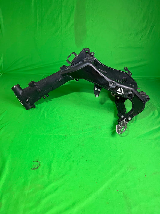 Cadre ycf sp3