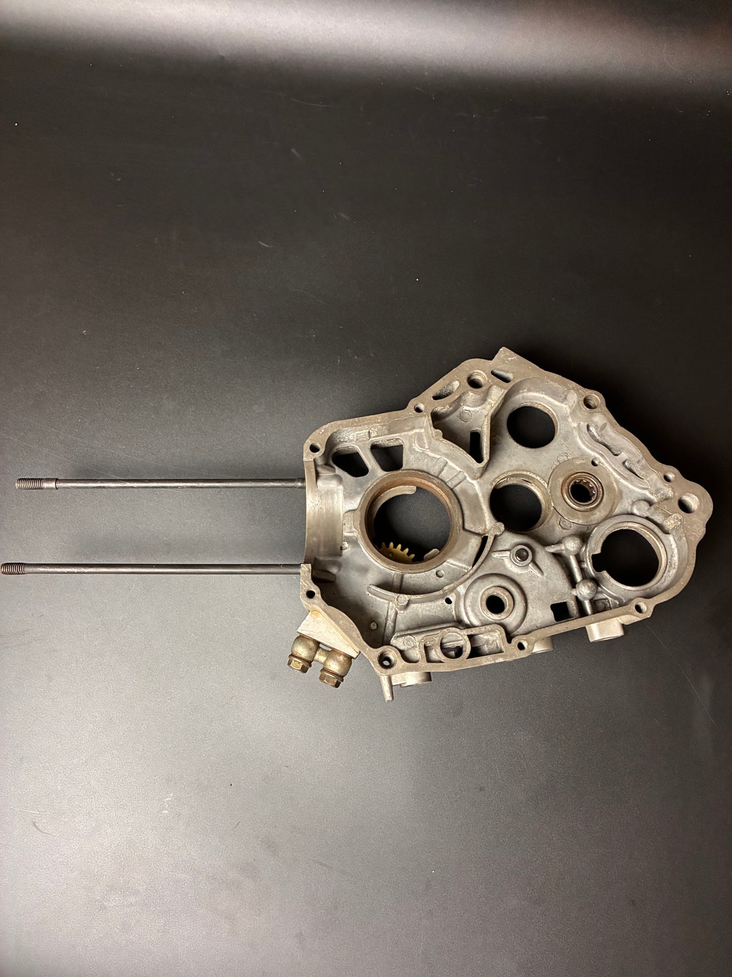 Carter droit moteur yx type klx