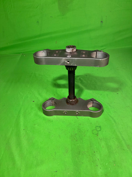 Tes de fourche Ycf