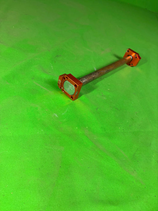 Tendeurs de chaîne avec axe
