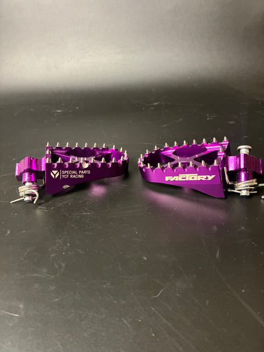 Repose pieds Ycf factory violet