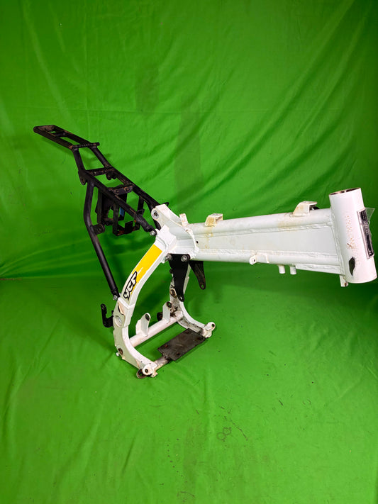 Cadre Ycf pilot modèle 2022