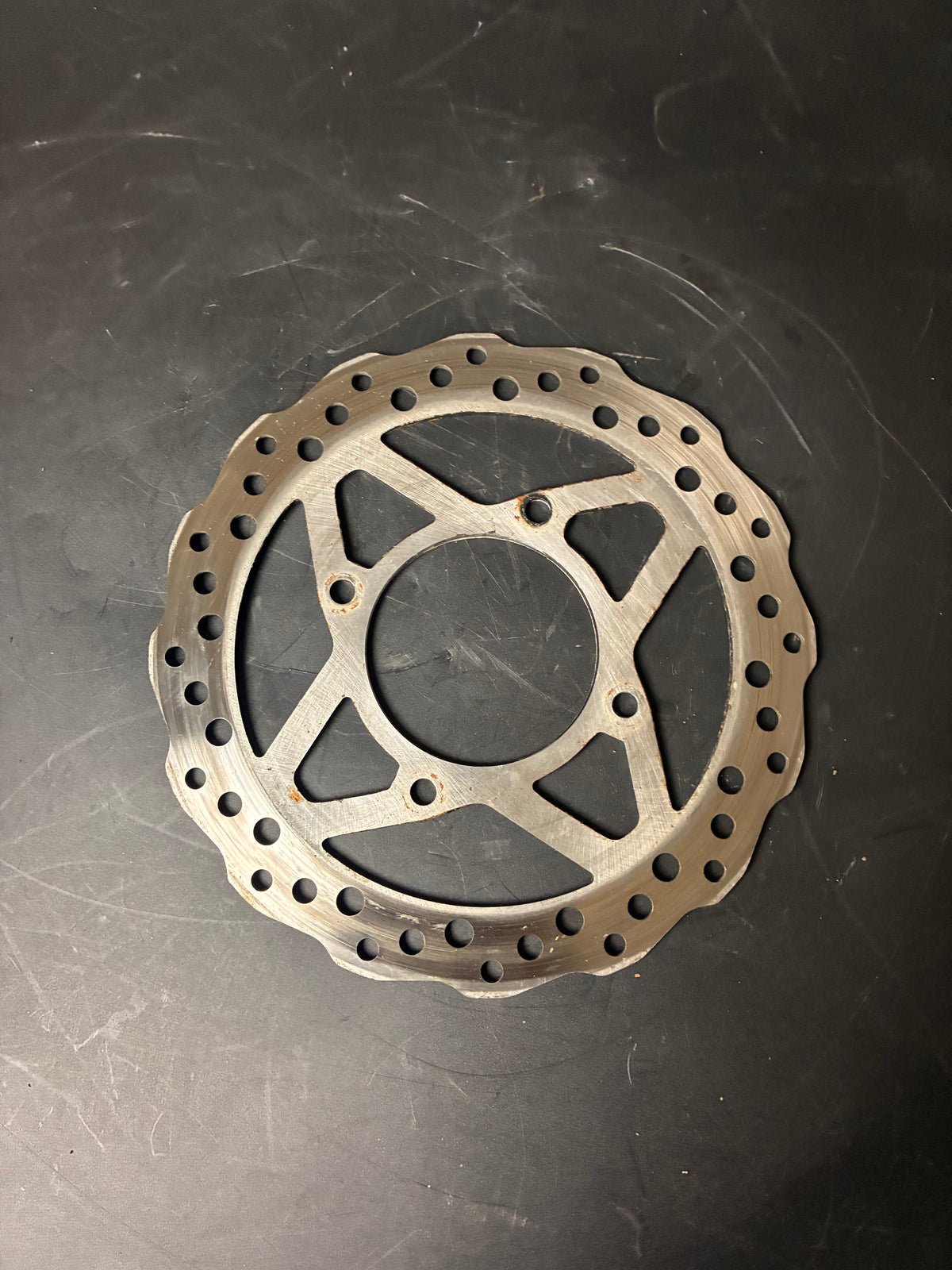 Disque de frein Ycf 220mm