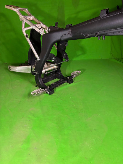 Cadre Ycf sp3 2024