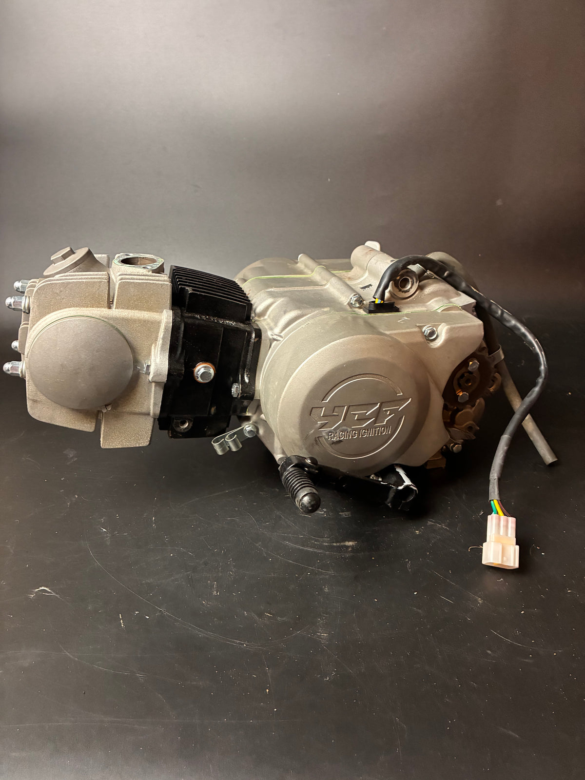 Moteur 125 Ycf semi-auto