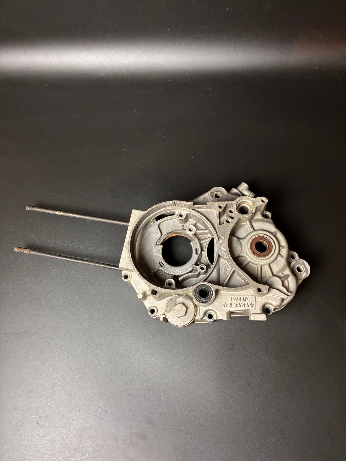 Carter gauche moteur yx type klx