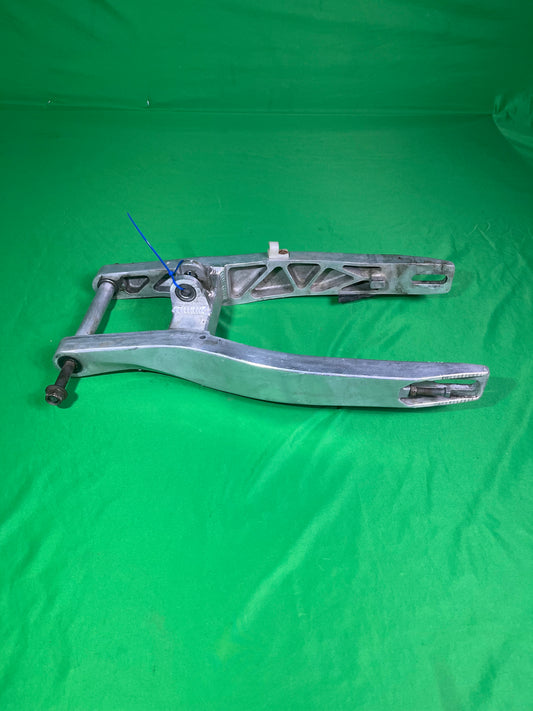 Bras oscillant alu ycf sp